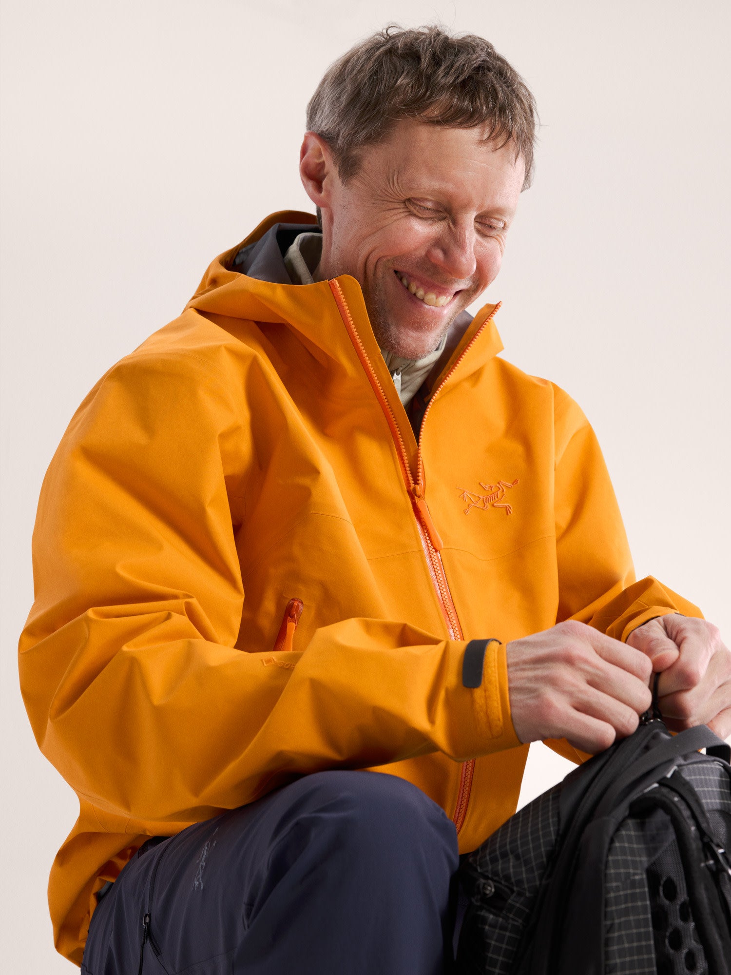 alt1