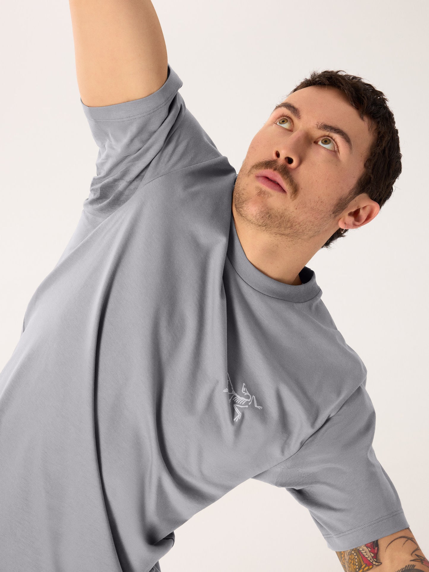 alt1